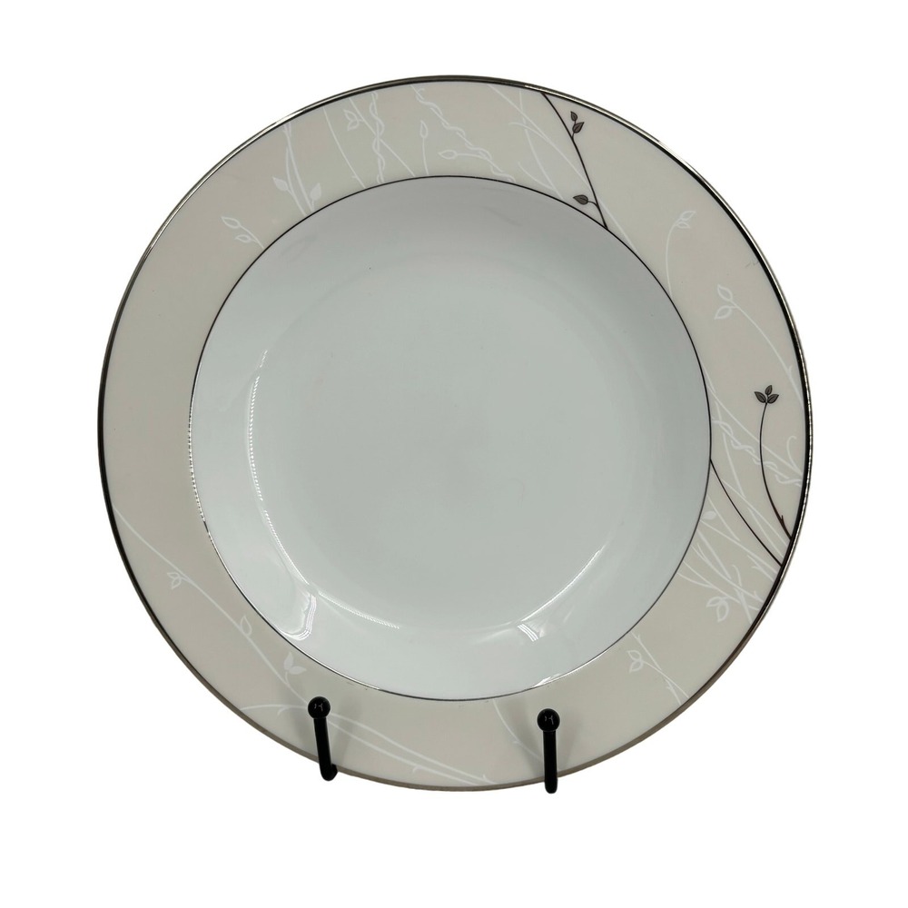 Waterford China Lisette Shallow 9 Inch Bowl Soup Cereal Serving Replacement